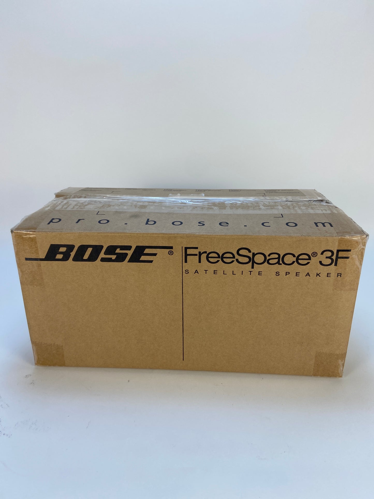 New Bose FreeSpace 3F flush-mount satellites Black/White