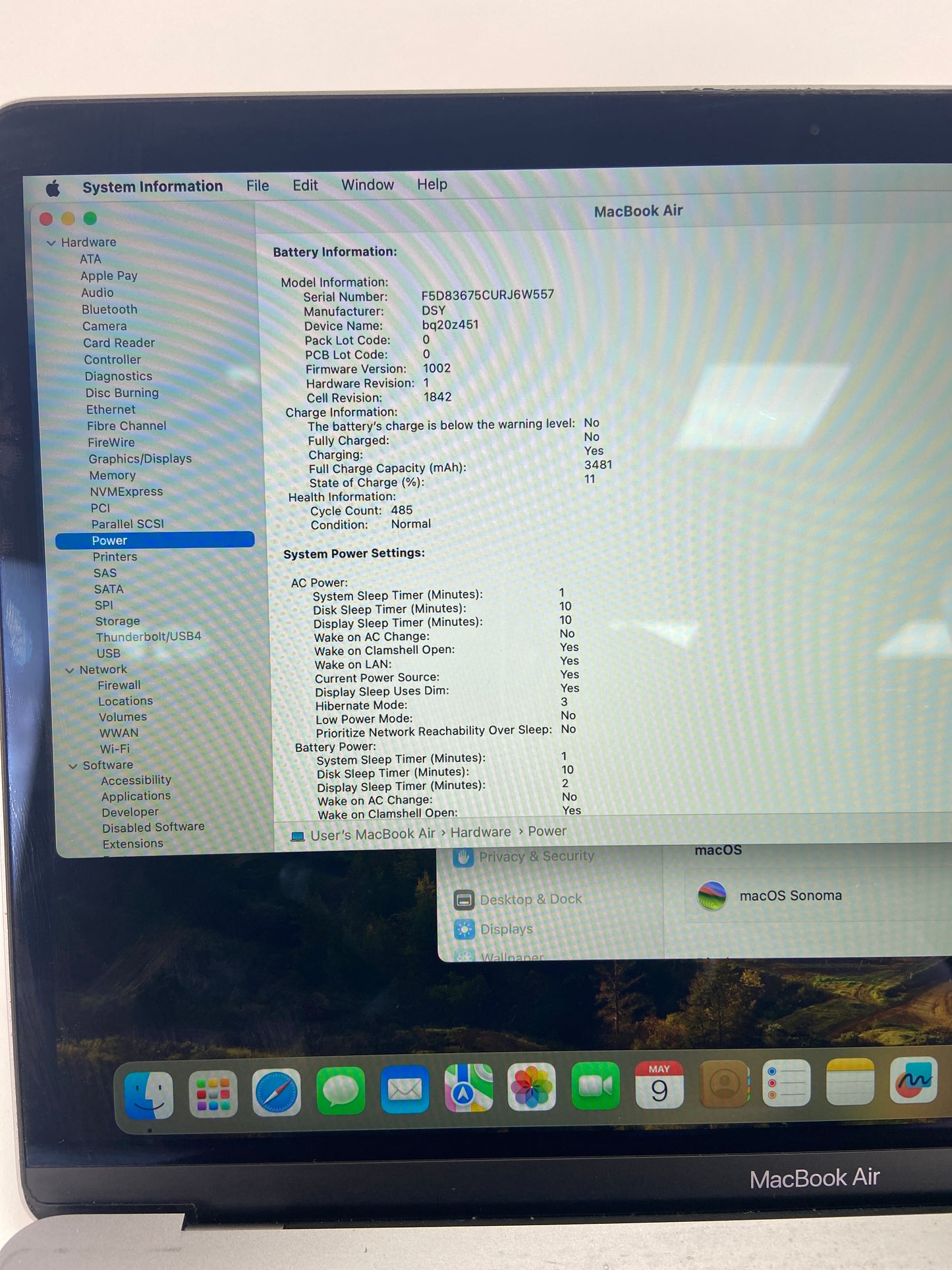2018 Apple MacBook Air 13.3" i5 1.6GHz 8GB RAM 250GB SSD Space Gray A1932