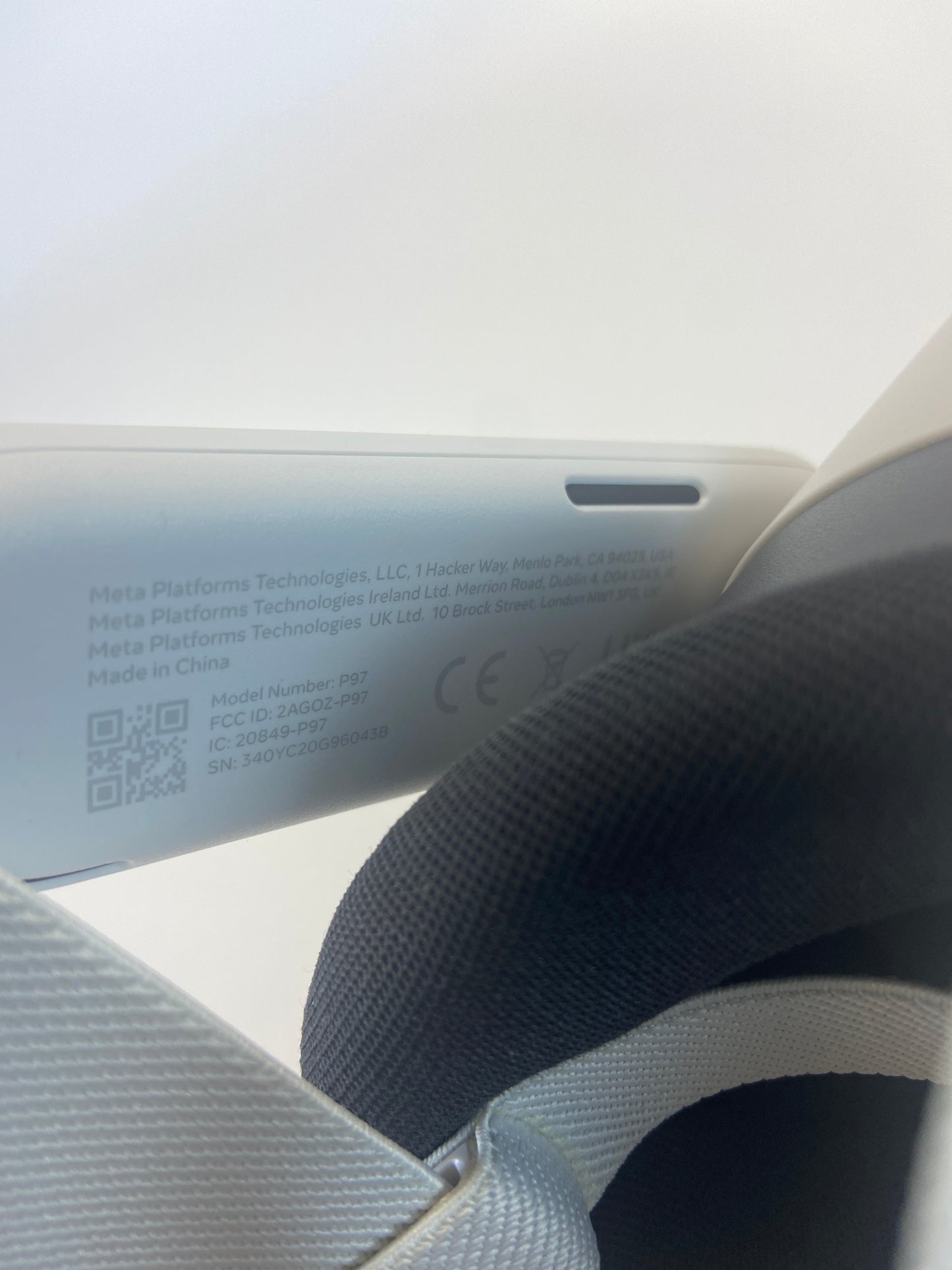 Meta Quest 3S 256GB VR System P97