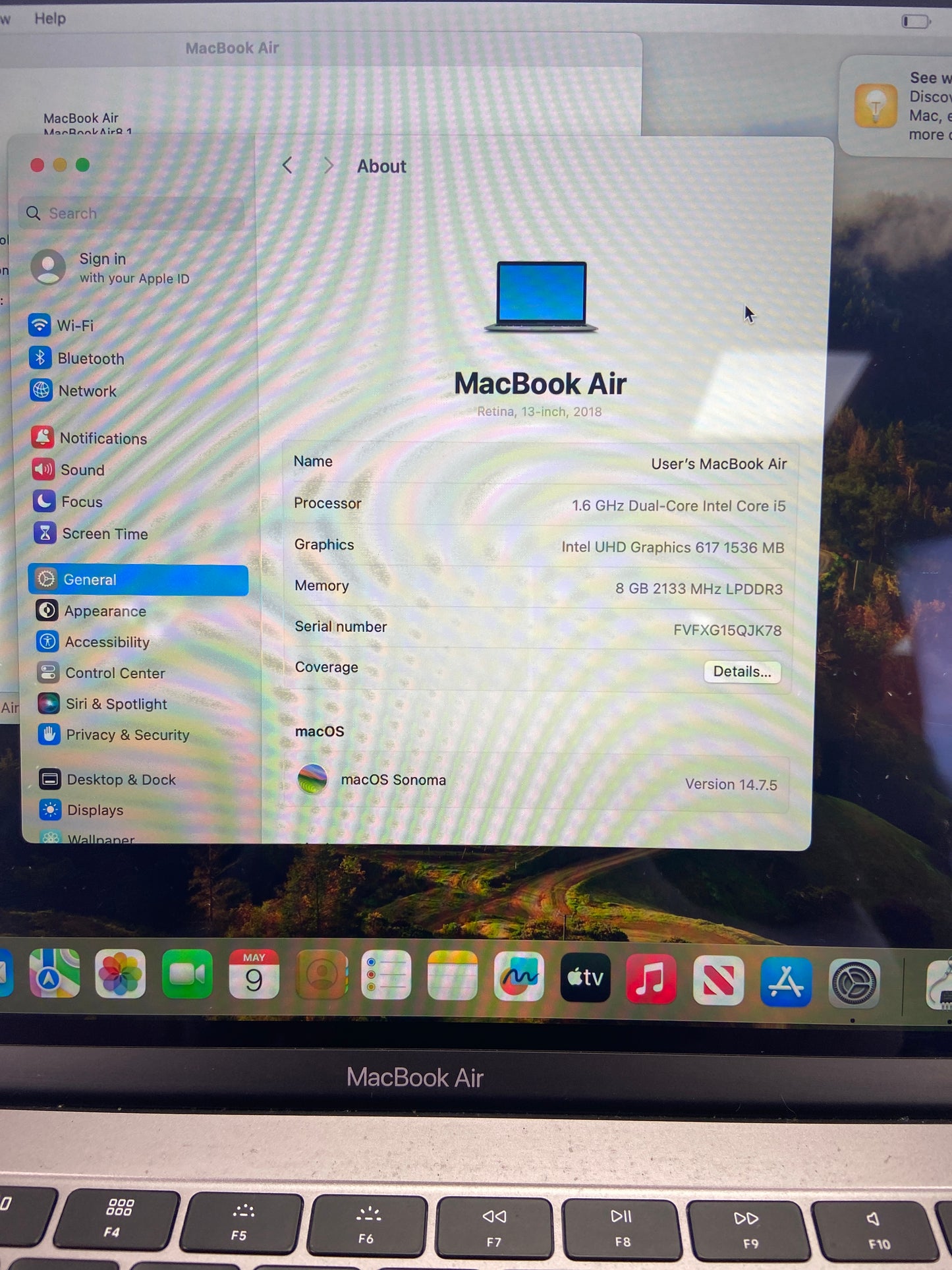 2018 Apple MacBook Air 13.3" i5 1.6GHz 8GB RAM 250GB SSD Space Gray A1932