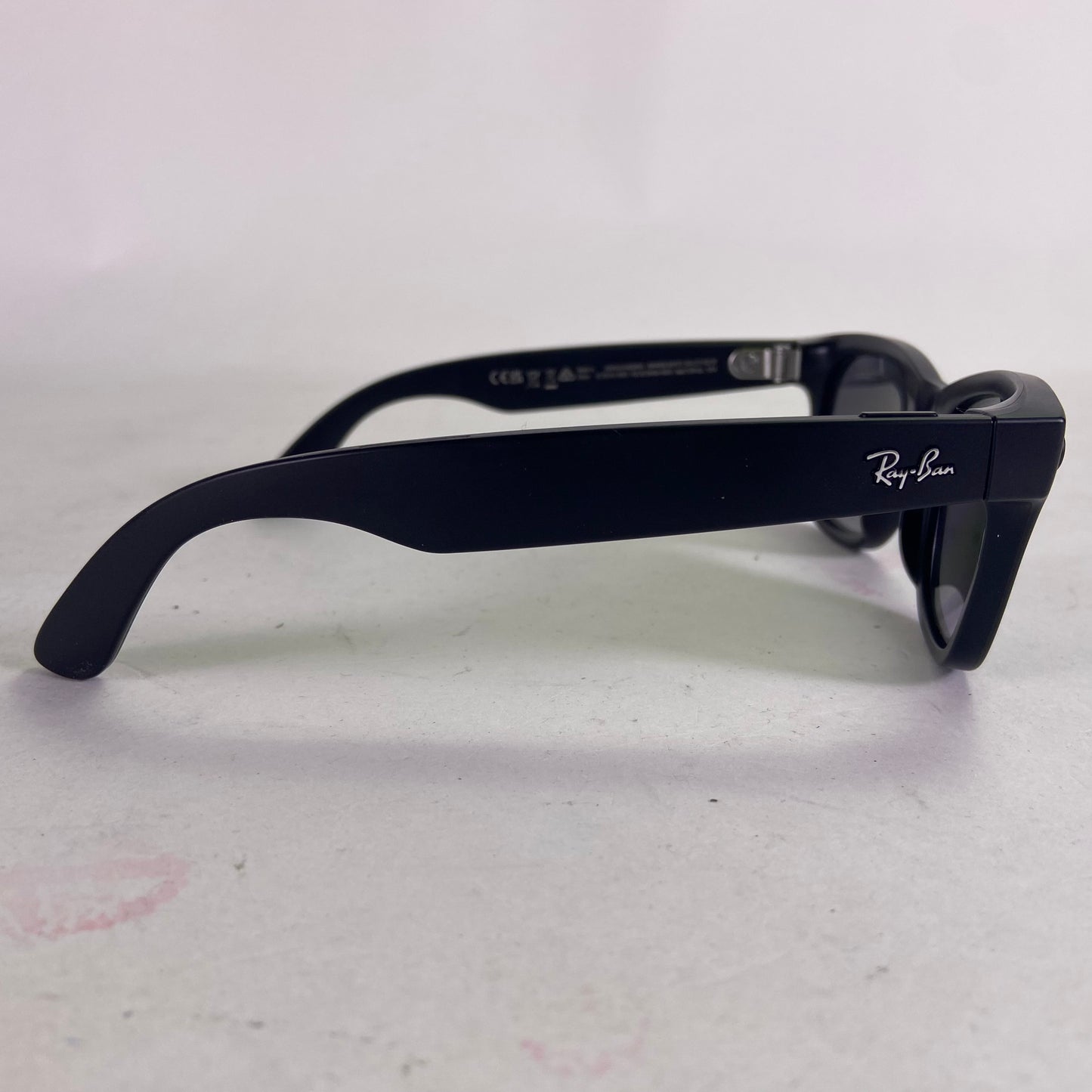 Ray-Ban Meta Wayfarer 12MP Action Camera RR0000043