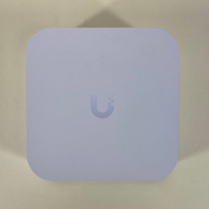 New Ubiquiti Unifi  Express Cloud Gateway Wifi 6 Access Point UX 2352V