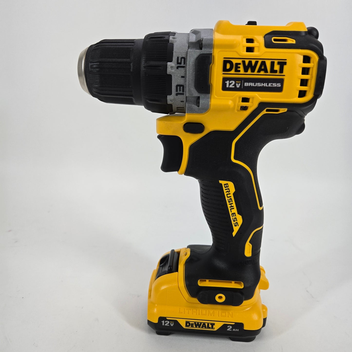 DeWALT XTREME 12V MAX Brushless 3/8-in. Cordless Drill/Driver DCD701 + DCB107