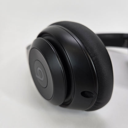 Beats Studio Pro Wireless Noise Cancelling Headphones Black MQTR3LL/A