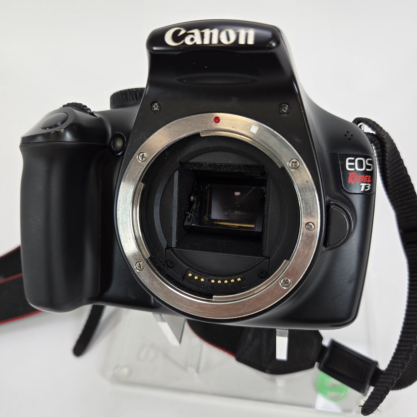 Canon EOS Rebel T3 12.2MP Digital SLR & Canon EFS 18-55mm IS II Lens