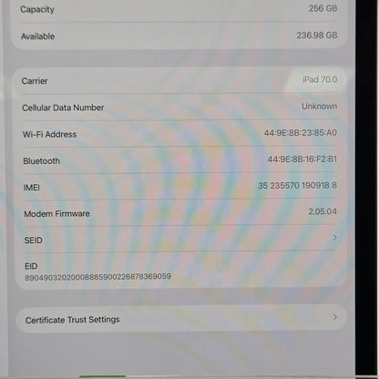 Unlocked Apple iPad Pro 13" M5 256GB Space Black ME7W4LL/A
