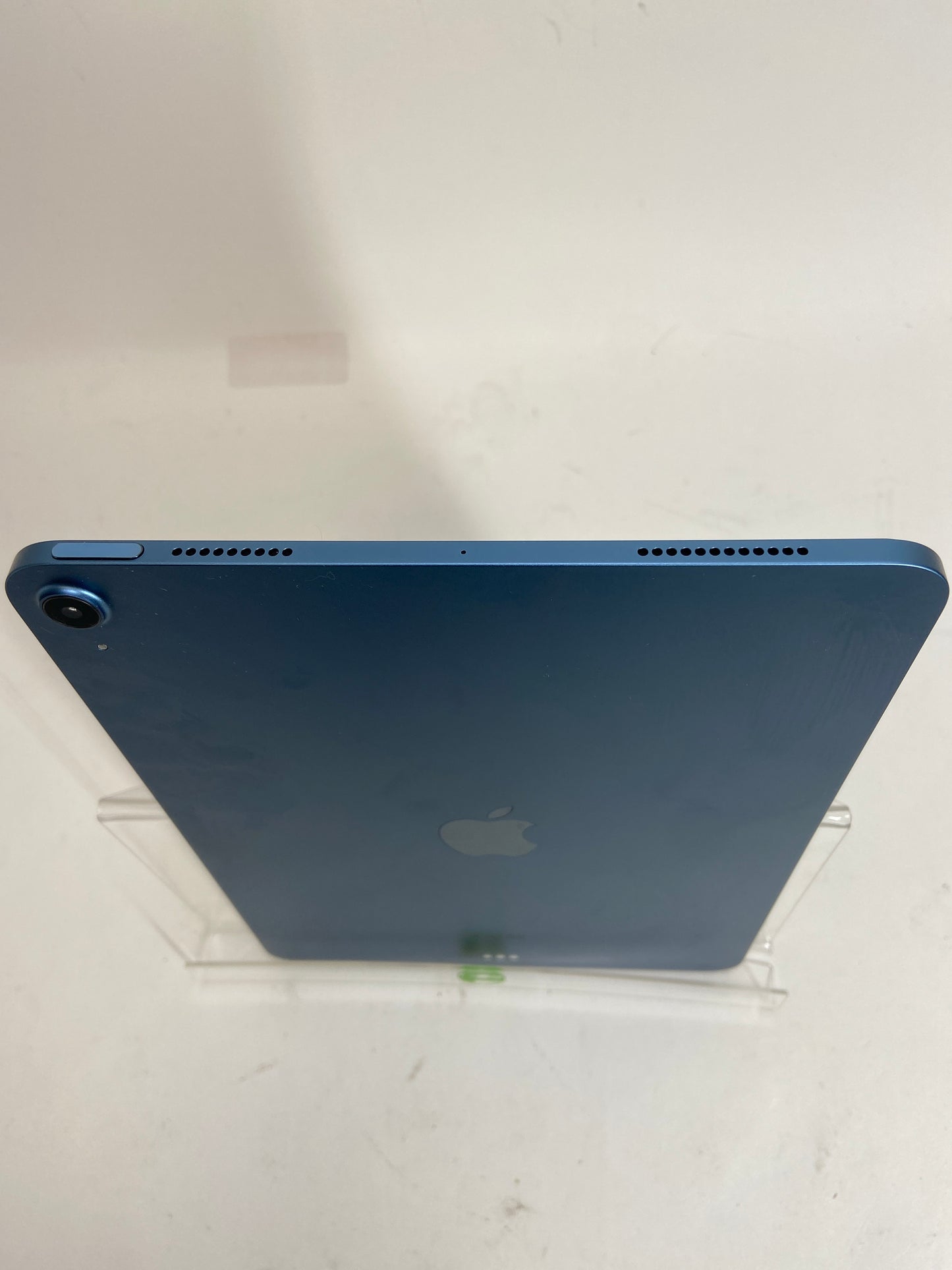 WiFi Only Apple iPad 5th Gen 256GB 17.5.1 Sky Blue MM9N3LL/A