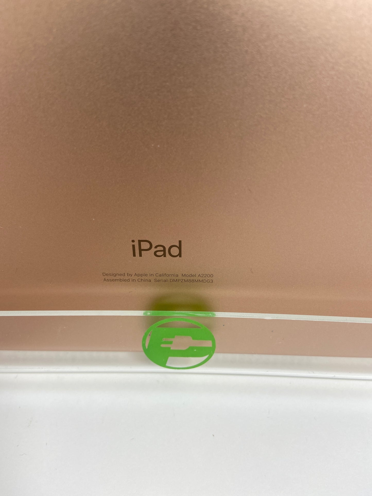 Unlocked Apple iPad 7th Gen 32GB Rose Gold A2200