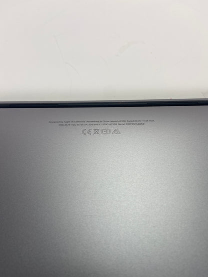 2020 Apple MacBook Pro 13.3" M1 8C GPU 3.2GHz 8GB RAM 256GB SSD A2338 [Scuffed]