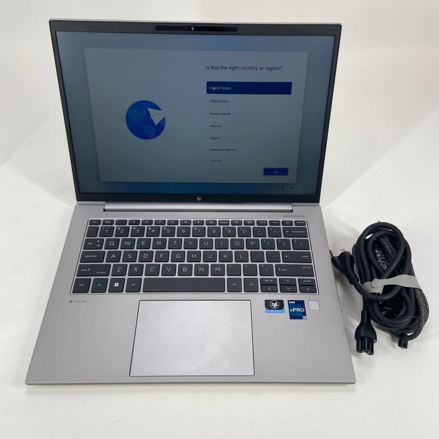 HP Zbook Firefly 14 G9 6Q416UT 14" i7-1270P 2.2GHz 32GB 512GB SSD