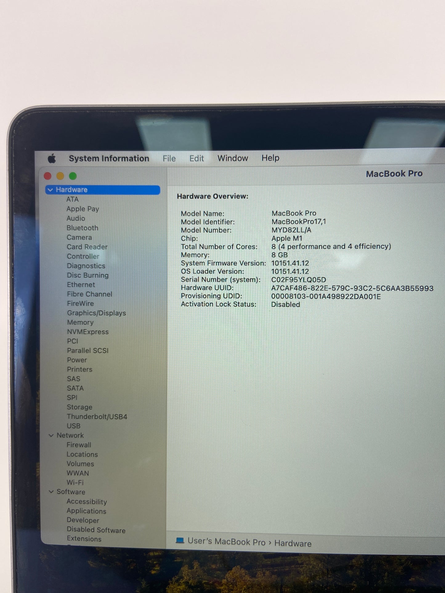 2020 Apple MacBook Pro 13.3" M1 8C GPU 3.2GHz 8GB RAM 256GB SSD A2338 [Scuffed]