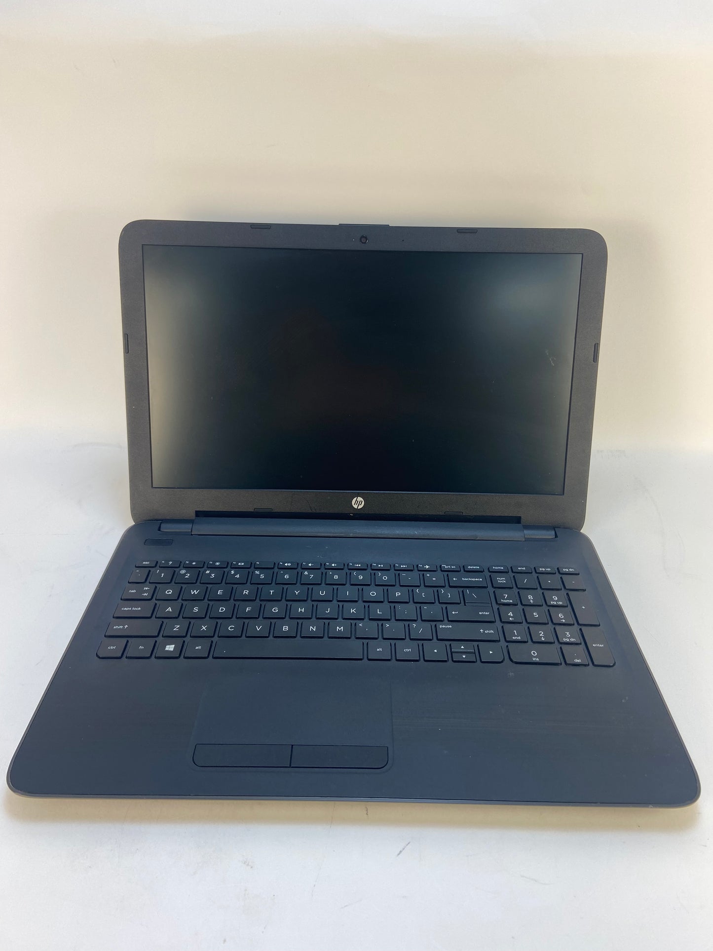 HP 250 G5 W0S98UT 15.6" i5-6200U 2.4GHz 4GB RAM 500GB HDD