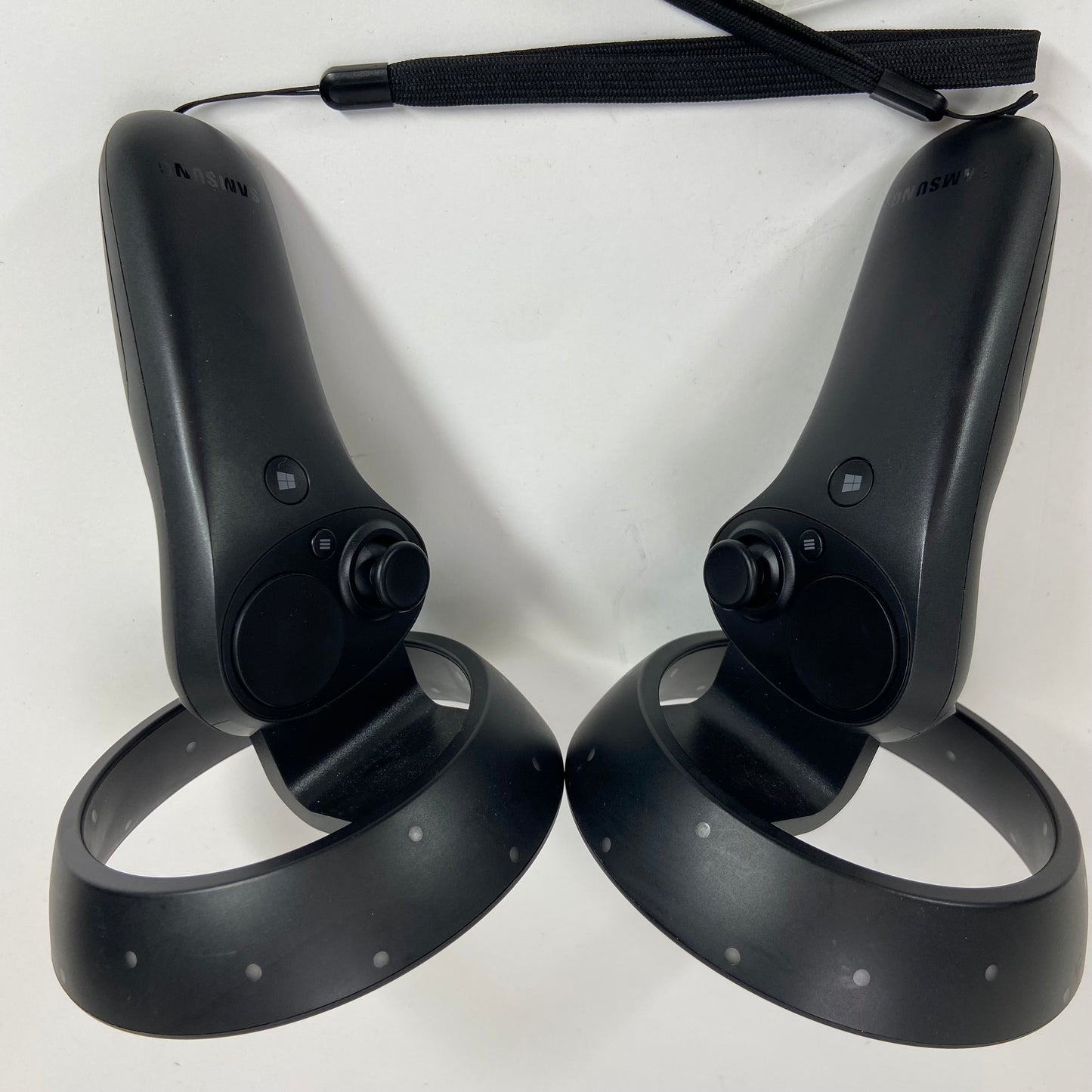 Samsung HMD Odyssey - Windows Mixed Reality Headset /Black XE800ZAA