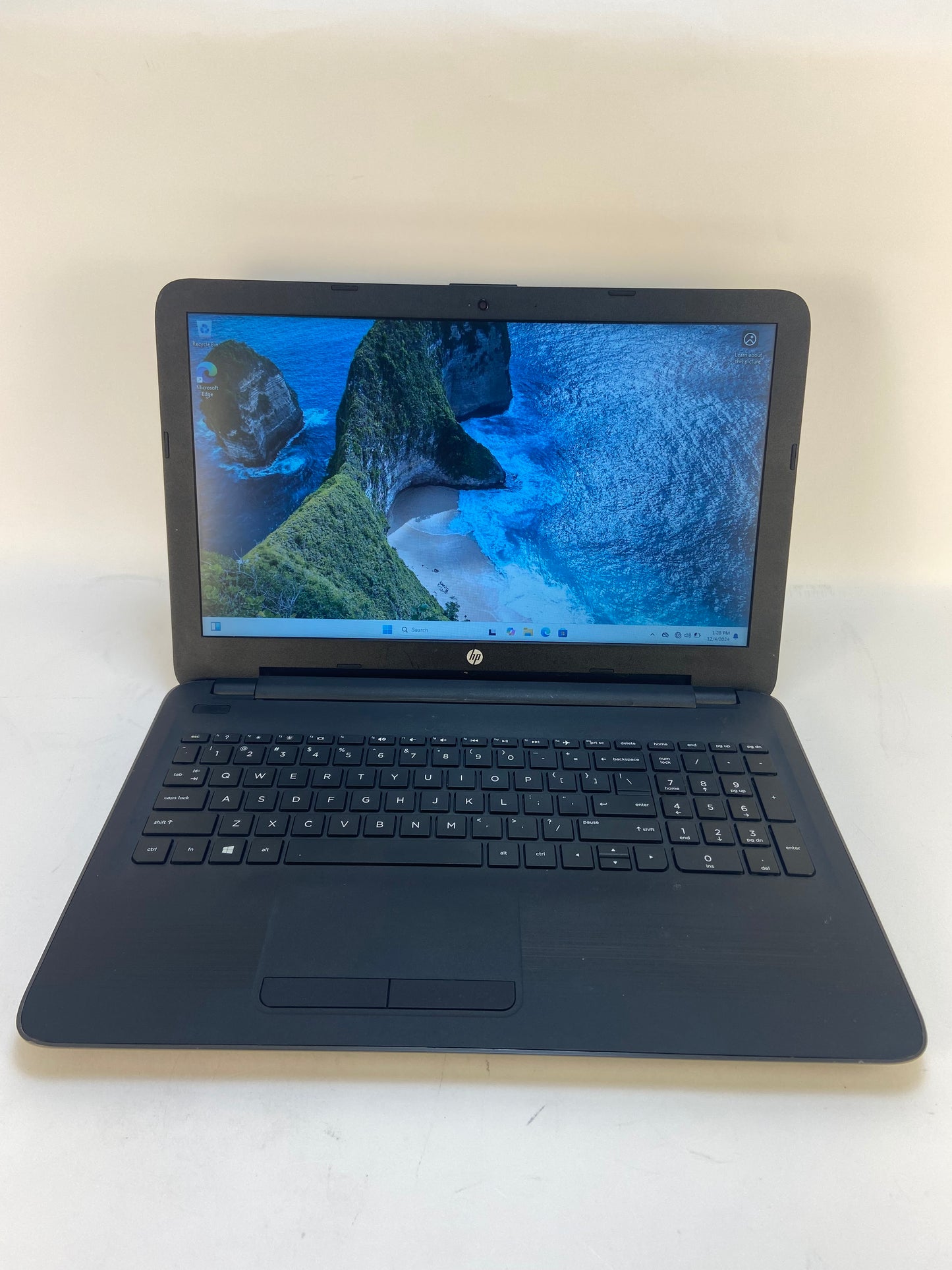 HP 250 G5 W0S98UT 15.6" i5-6200U 2.4GHz 4GB RAM 500GB HDD