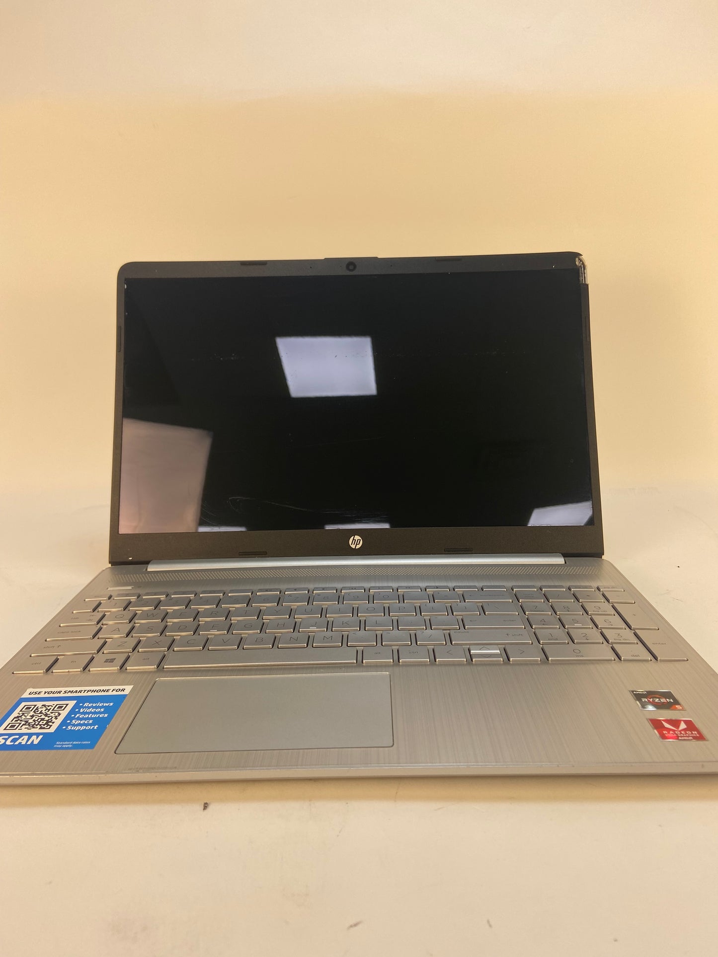 HP Laptop 15-ef0023dx 9YF67UA 15.6" Ryzen 3500U 2.1GHz 12GB RAM 256GB SSD Touch