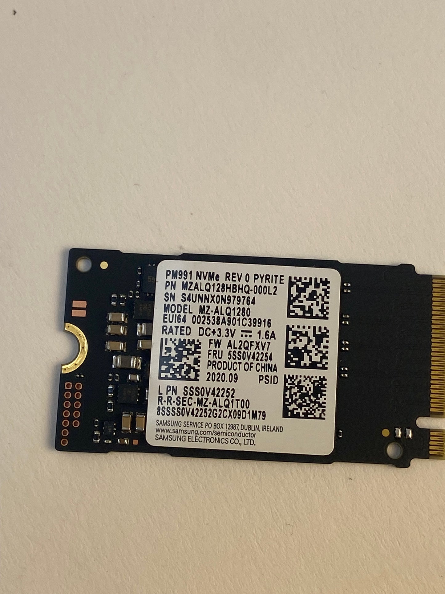 Lot of 2 Samsung and SK Hynix  M.2 128GB NVMe SSD