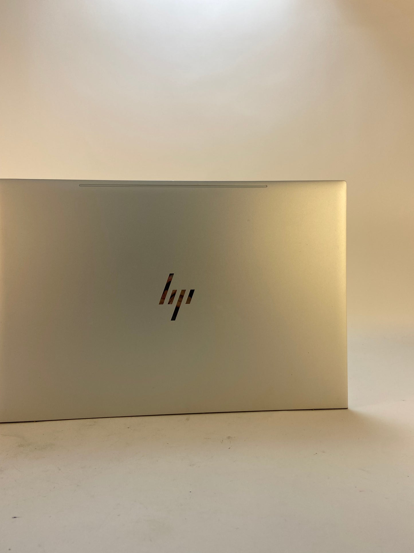 HP Envy 17.3 Touchscreen Laptop " i7-8550U 1.8GHz 16GB RAM 32GB SSD 1TB SSD