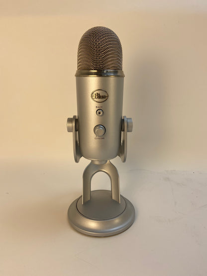 Blue Yeti Professional  Wired Condenser Microphone 888-000325