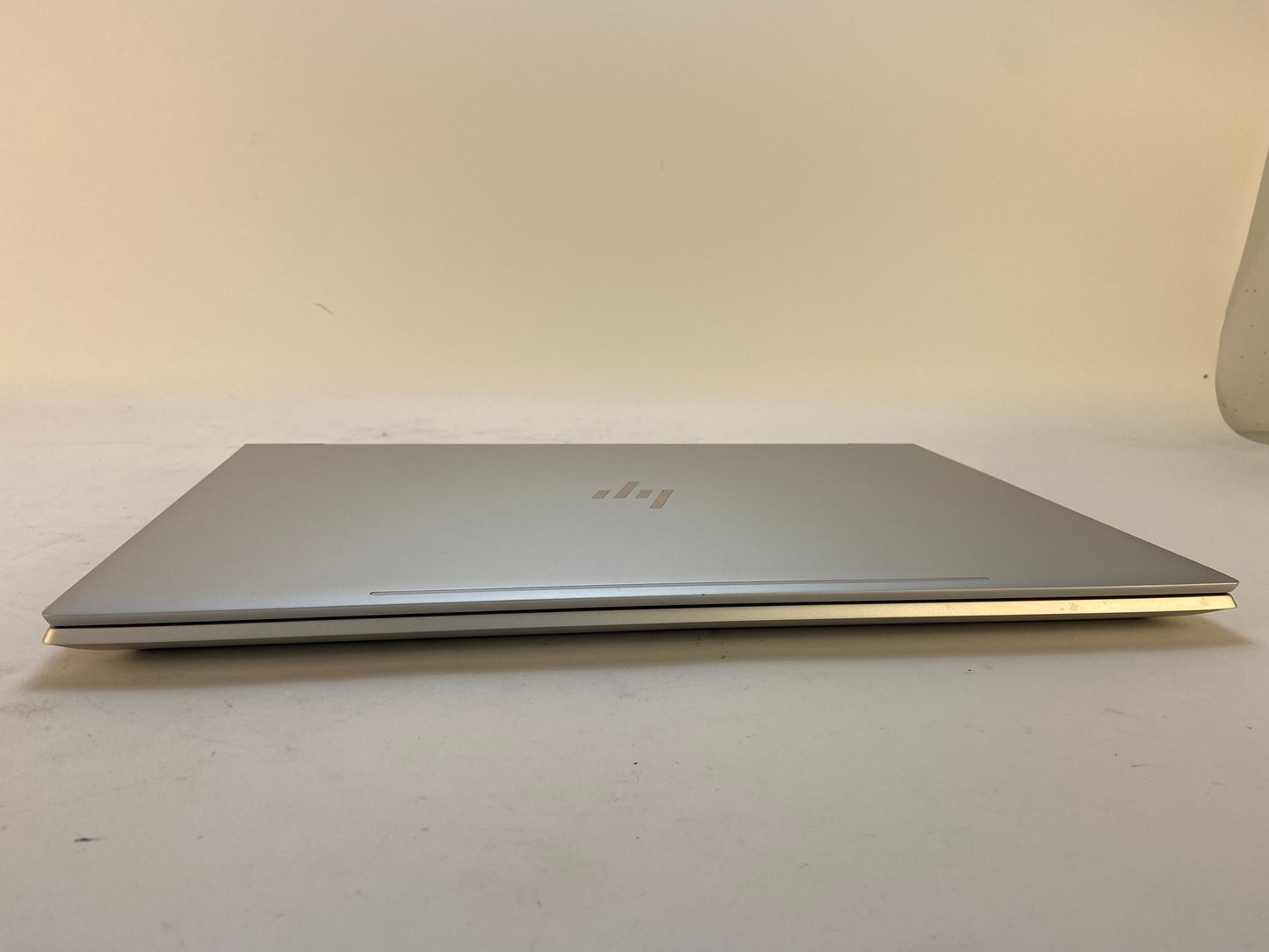 HP Envy 17.3 Touchscreen Laptop " i7-8550U 1.8GHz 16GB RAM 32GB SSD 1TB SSD