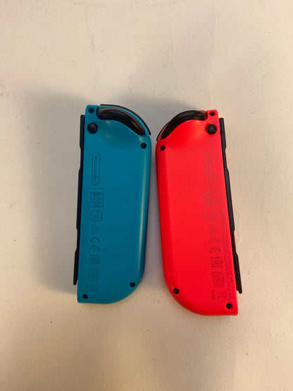 Nintendo Switch Video Game Console V2 HAC-001(-01)  Red/Blue