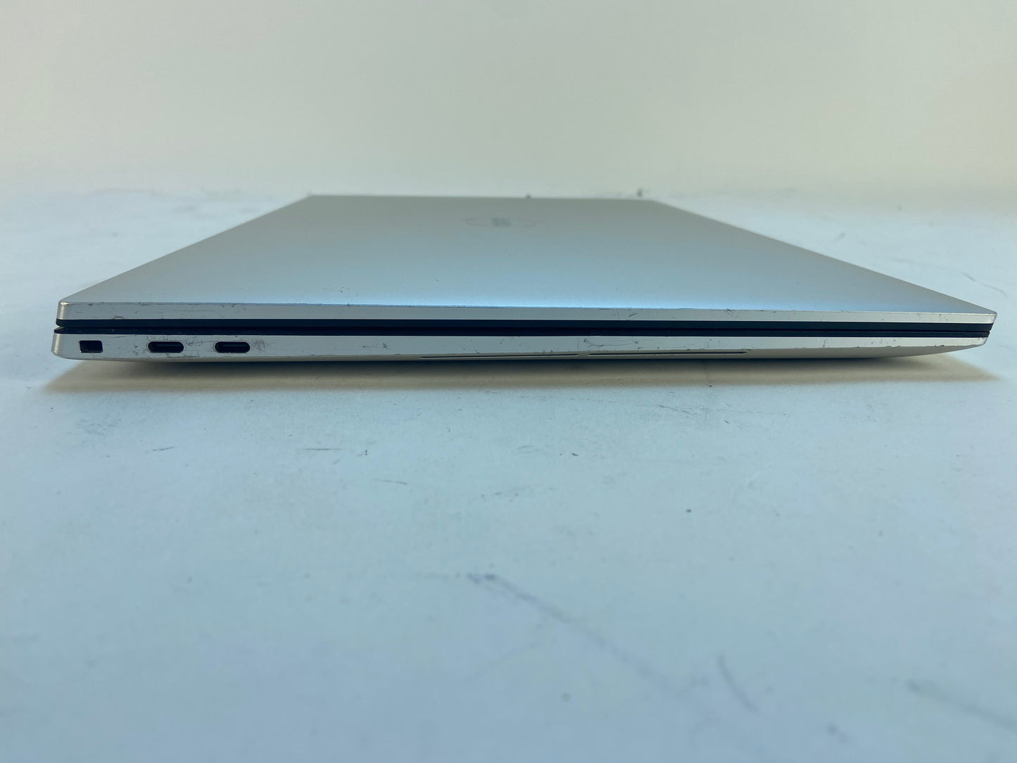 Dell XPS 17 9700 P92F001 17" i7-10875H 2.3GHz 32GB RAM 1TB SSD GeForce RTX 2060 4K Touch