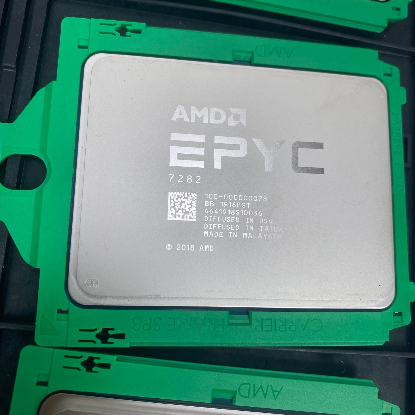Open Box AMD EPYC 7282 2.80GHz 16 Core 100-000000025 32 Thread SP3