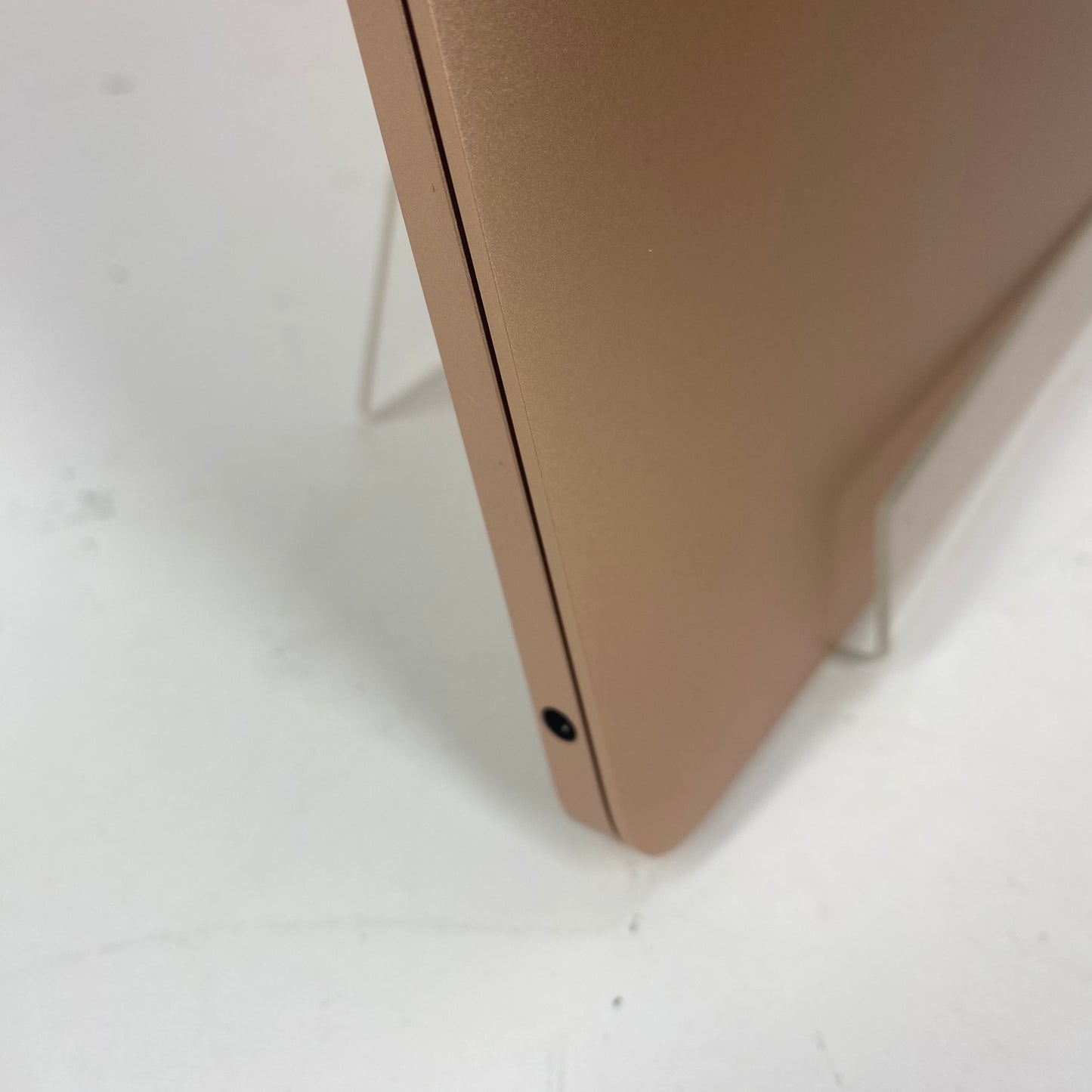2020 Apple MacBook Air 13.3" M1 3.2GHz 8GB RAM 256GB SSD Rose Gold A2337