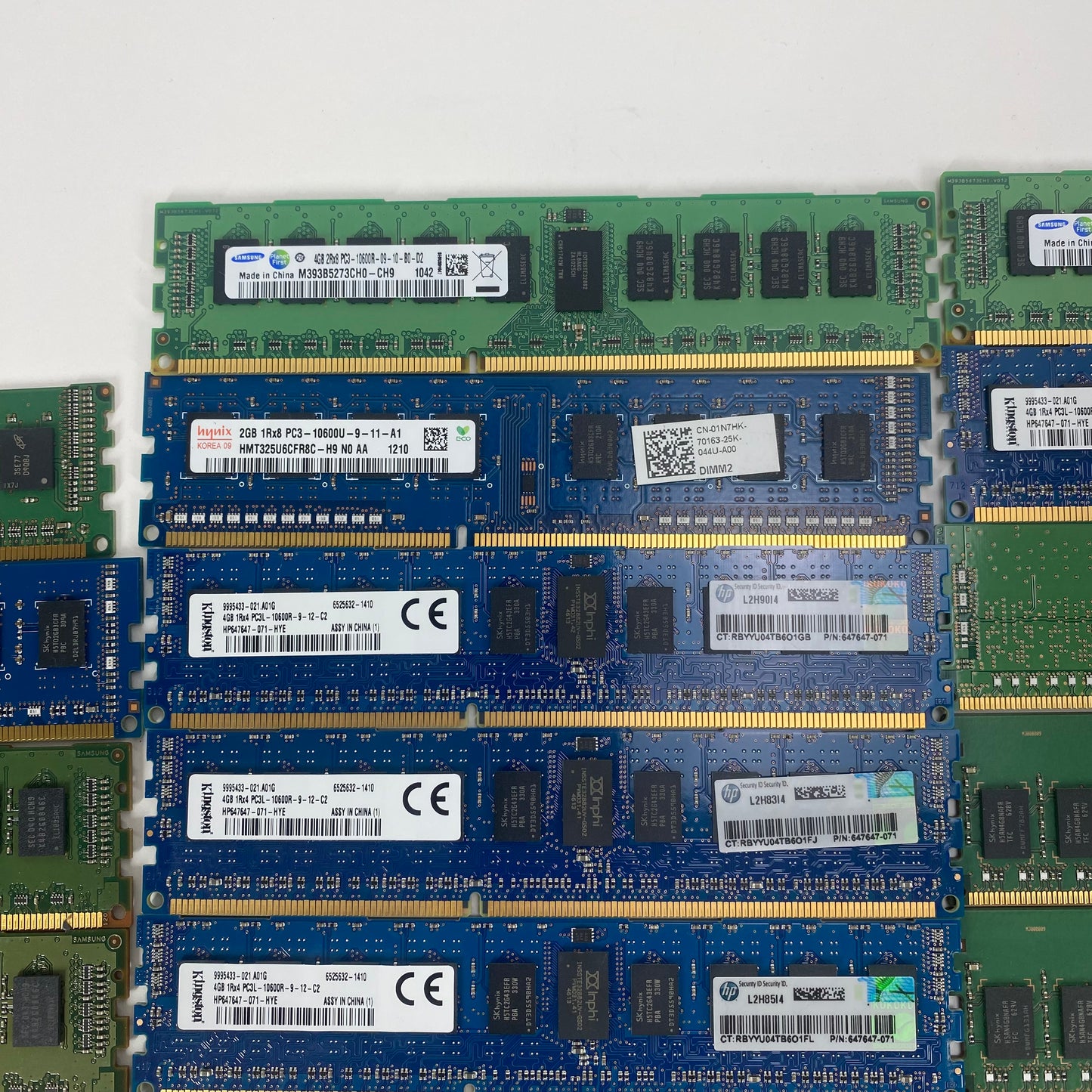 Lot Of DDR3/DDR4 Server Memory (Over 200GB, 54 Sticks)