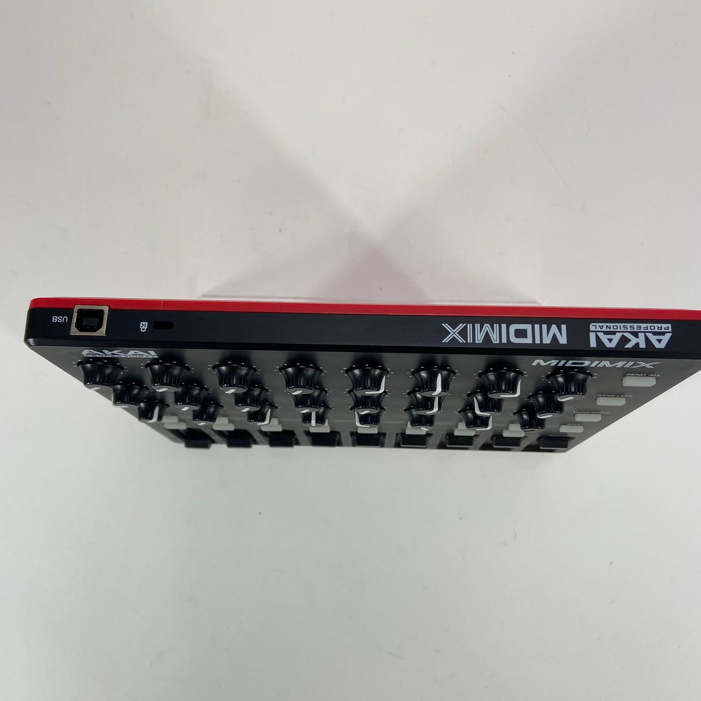 Akai Professional MIDIMIX 8-Channel USB MIDI Mixer