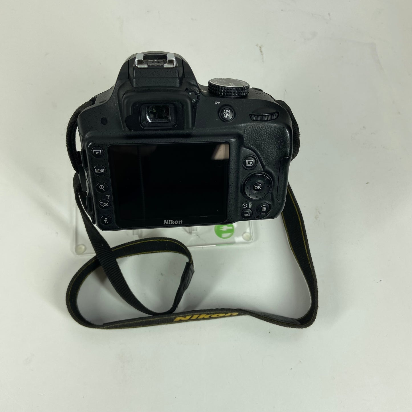 Nikon D3300 24.2MP Digital SLR DSLR Camera 29298 Shutter Count with Accessories
