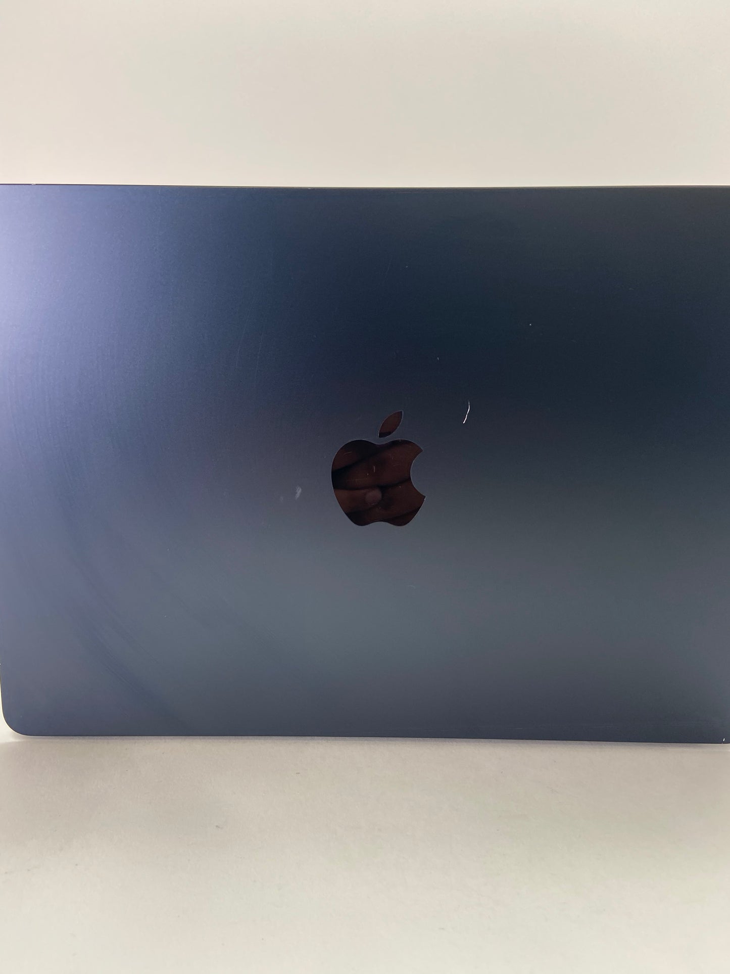2022 Apple MacBook Air 13.6" M2 8C GPU 3.5GHz 8GB RAM 256GB SSD A2681