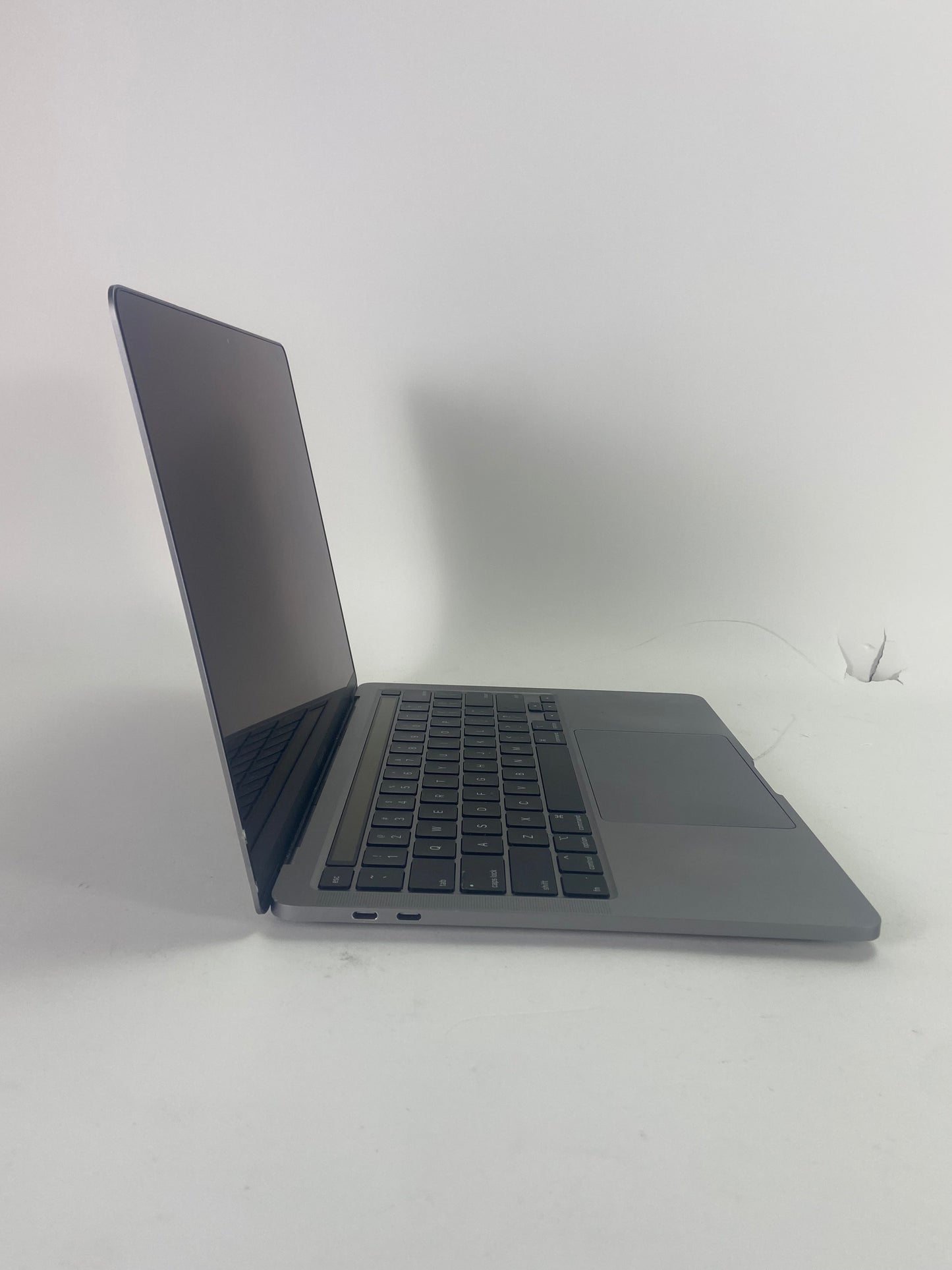 2020 Apple MacBook Pro 13.3" i5 2.0GHz 16GB RAM 500GB SSD Space Gray A2251