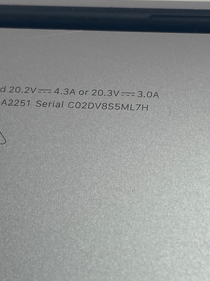 2020 Apple MacBook Pro 13.3" i5 2.0GHz 16GB RAM 500GB SSD Space Gray A2251