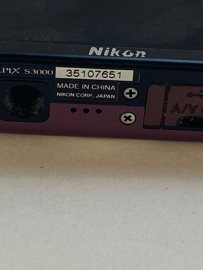 Faulty Lens Nikon COOLPIX S3000 12.0MP Digital Camera