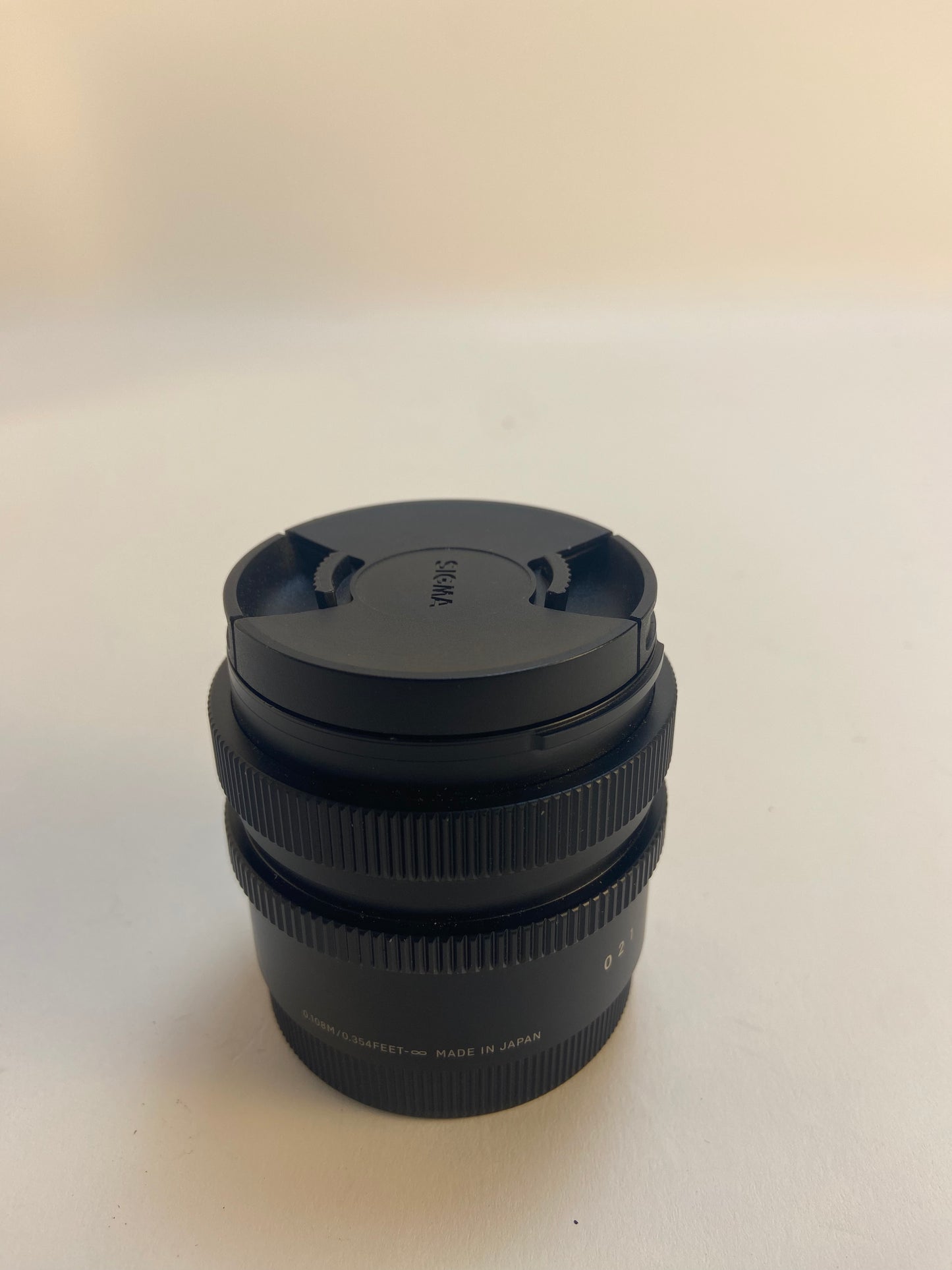 Sigma Contemporary Lens 24mm f/3.5 For Sony E-Mount