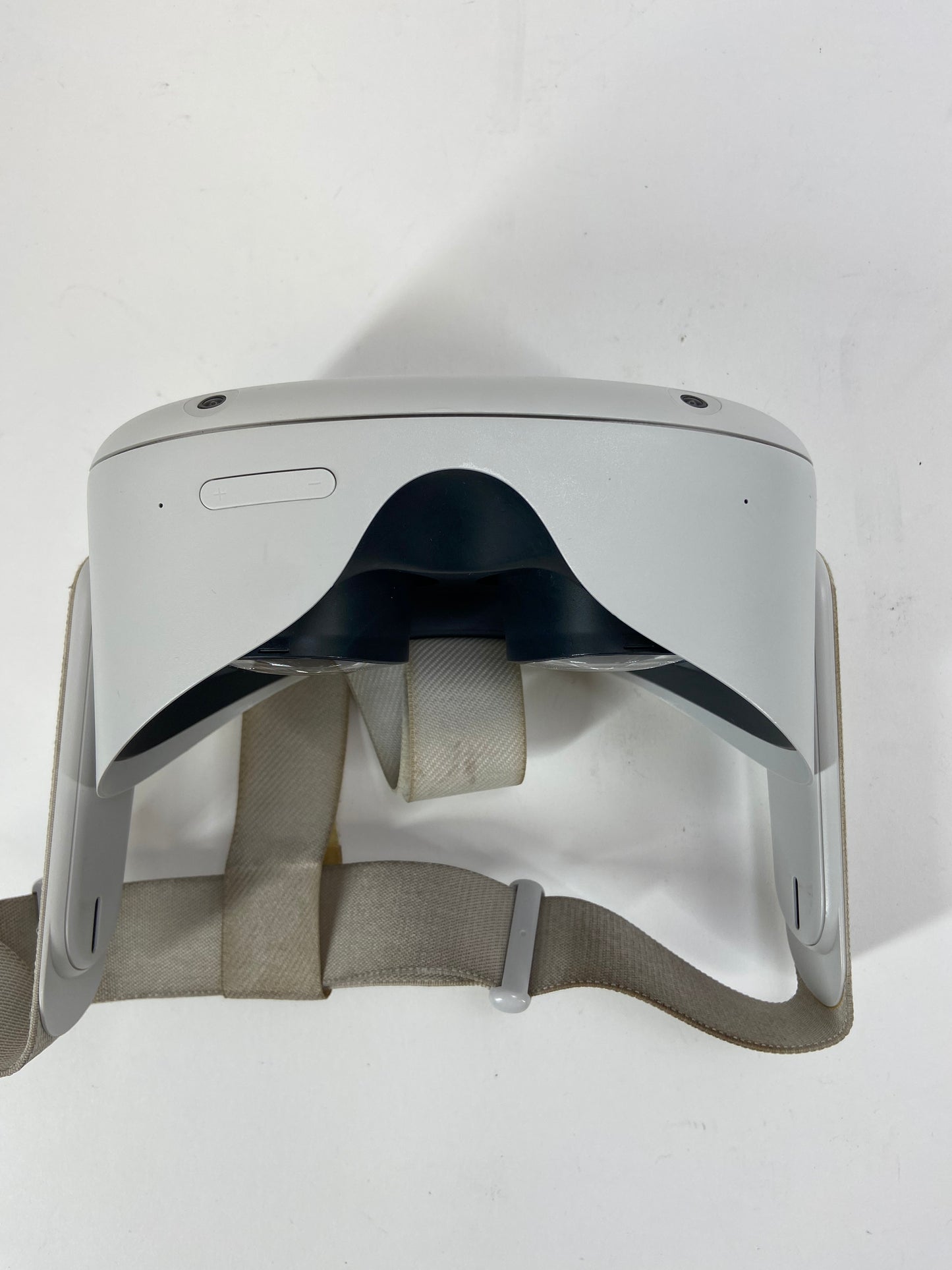 Meta Quest 2 64GB Standalone All-in-One VR Headset KW49CM