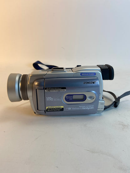 Sony DCR-TRV80. Handycam