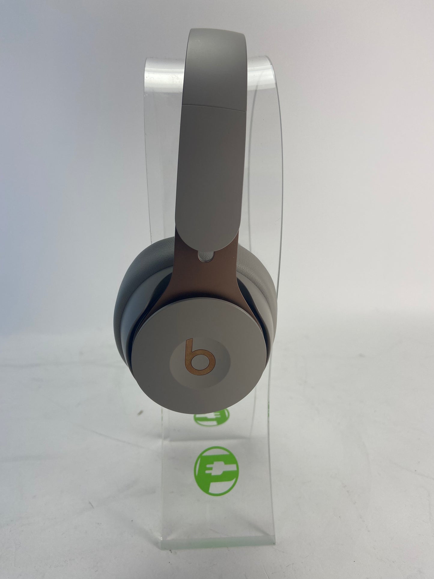 Beats Solo3 Wireless Over-Ear Bluetooth Headphones Moon Gray