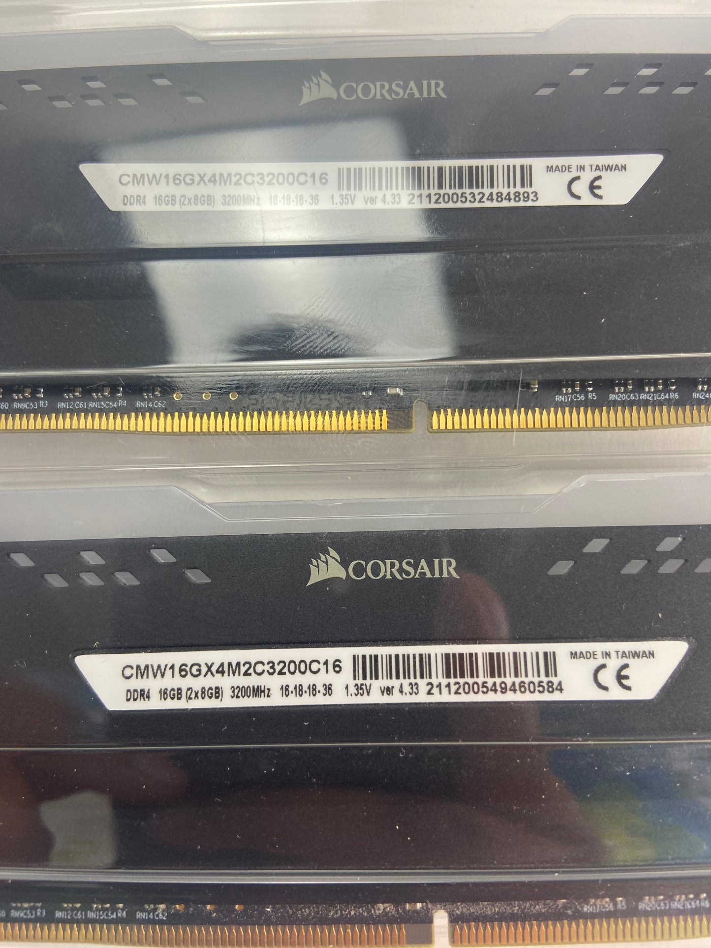 Corsair Corsair Vengeance RGB Pro 16GB (2x8GB) PC4-25600 (DDR4-3200 Black For PC