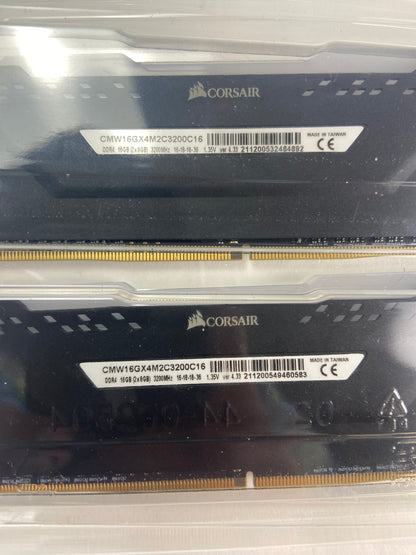 Corsair Corsair Vengeance RGB Pro 16GB (2x8GB) PC4-25600 (DDR4-3200 Black For PC