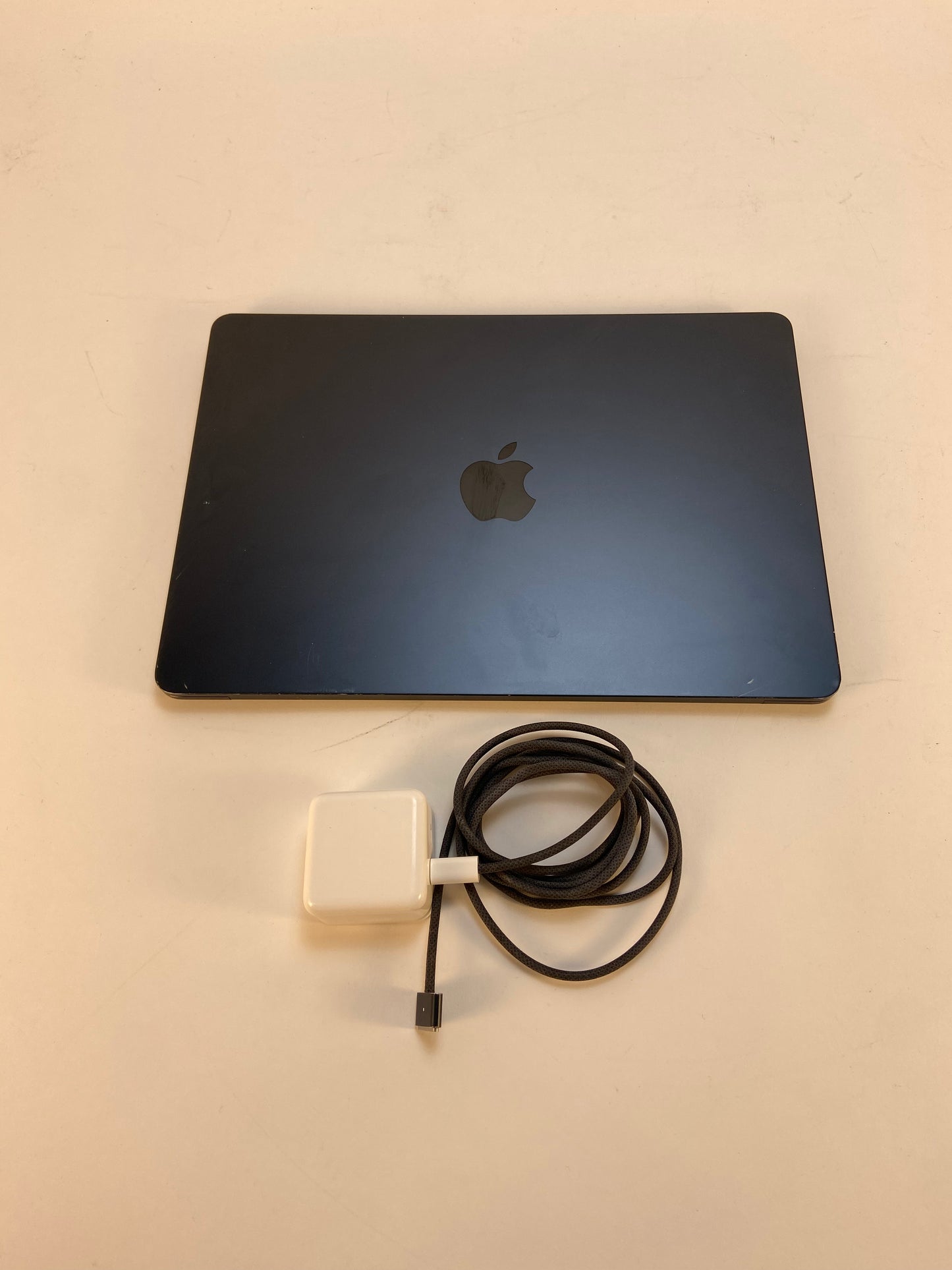 2022 Apple MacBook Air 13" M2 10C GPU 3.5GHz 8GB RAM 512GB SSD A2681