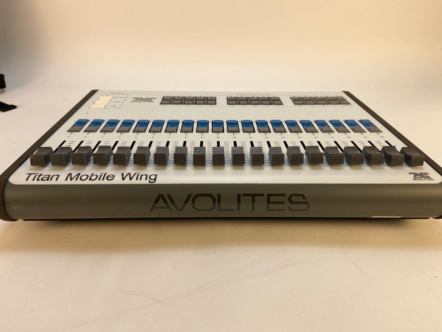 Avolites Titan Mobile Wing Digital Multiplex Controller 30-01-9820