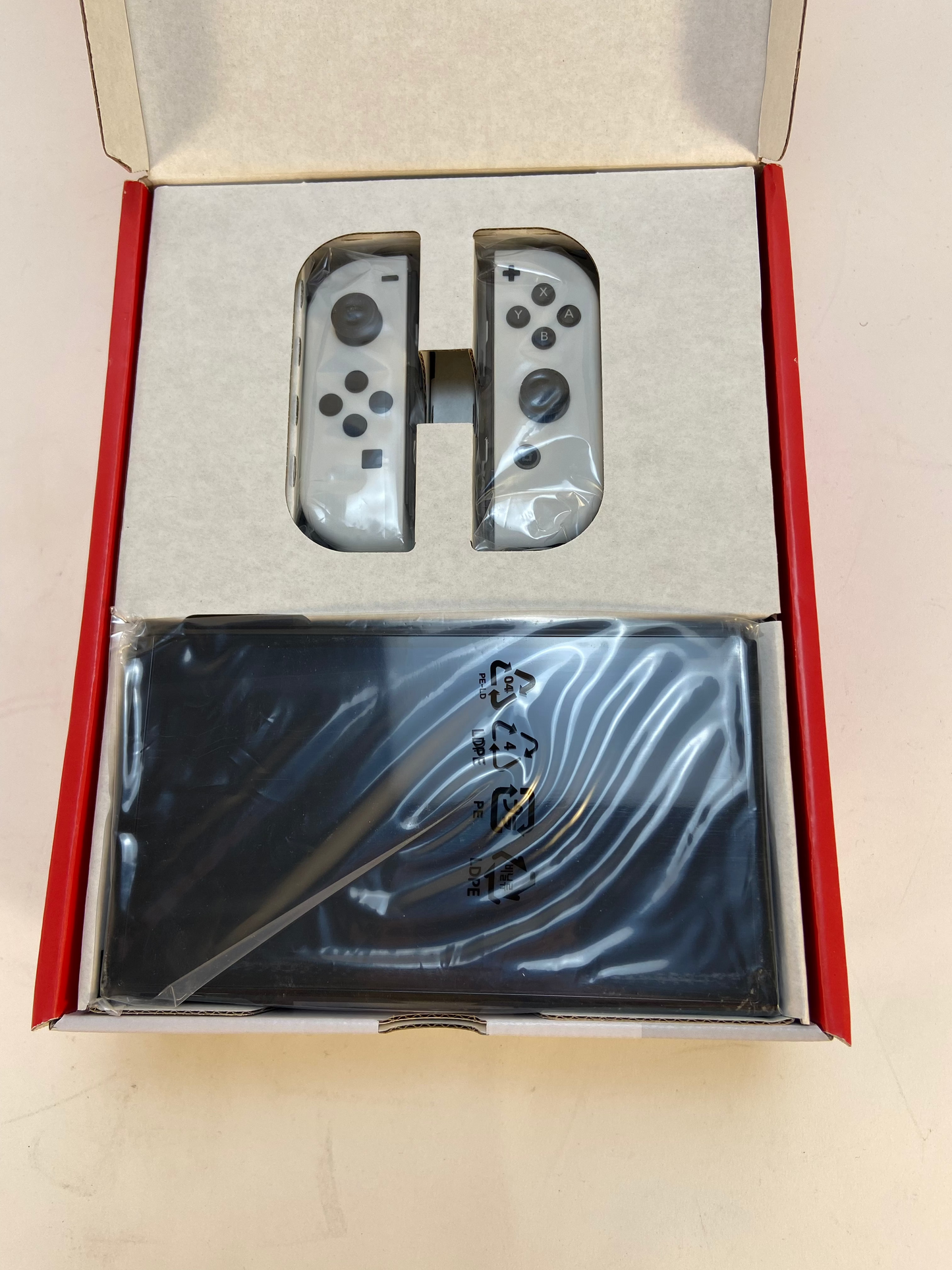 New Open Box Nintendo Switch OLED Video Game Console HEG-S-KAAAA (JPN) Black/White