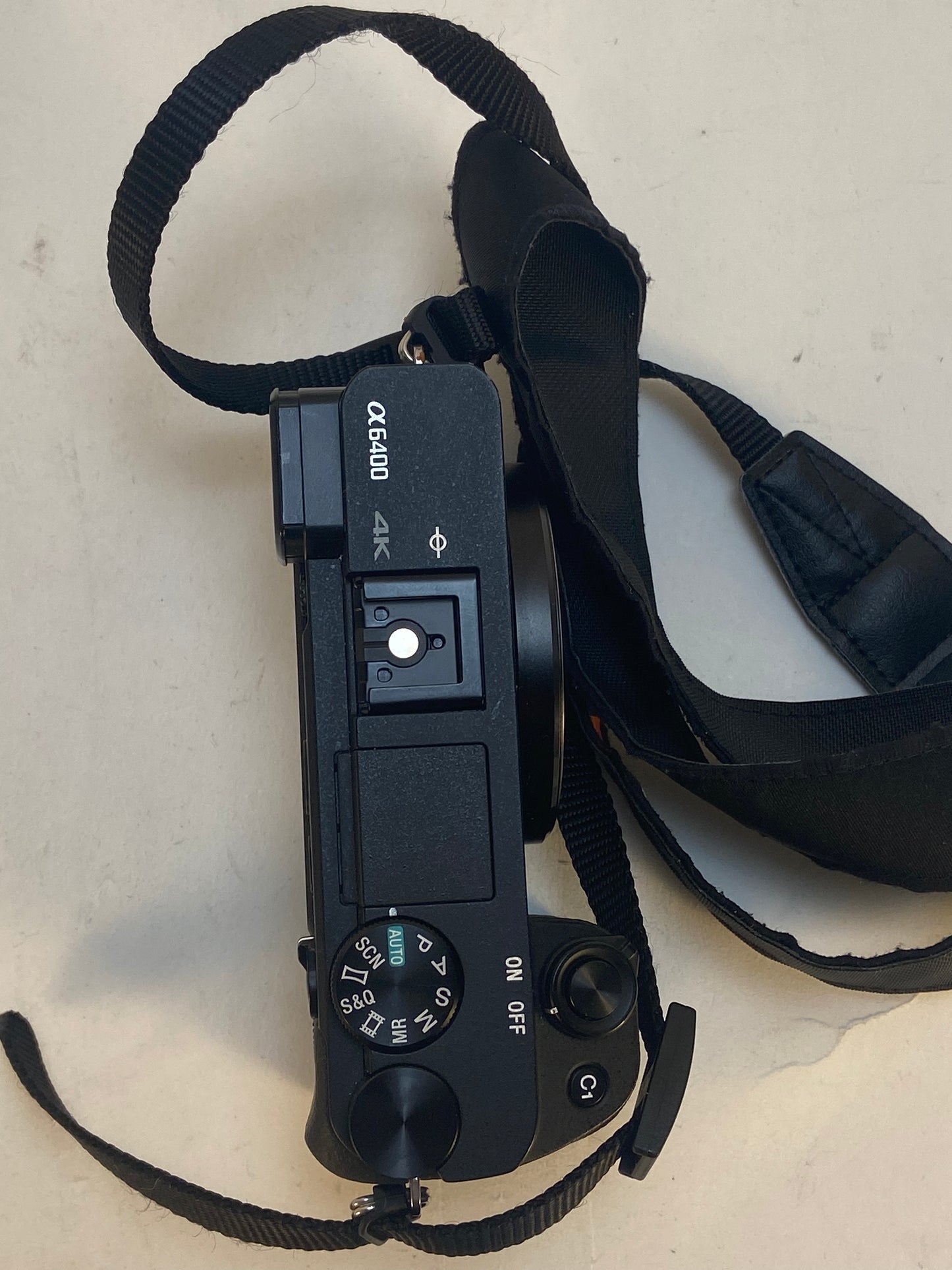 Sony Alpha A6400 20.1MP Mirrorless Digital Camera Unable to obtain Shutter Count