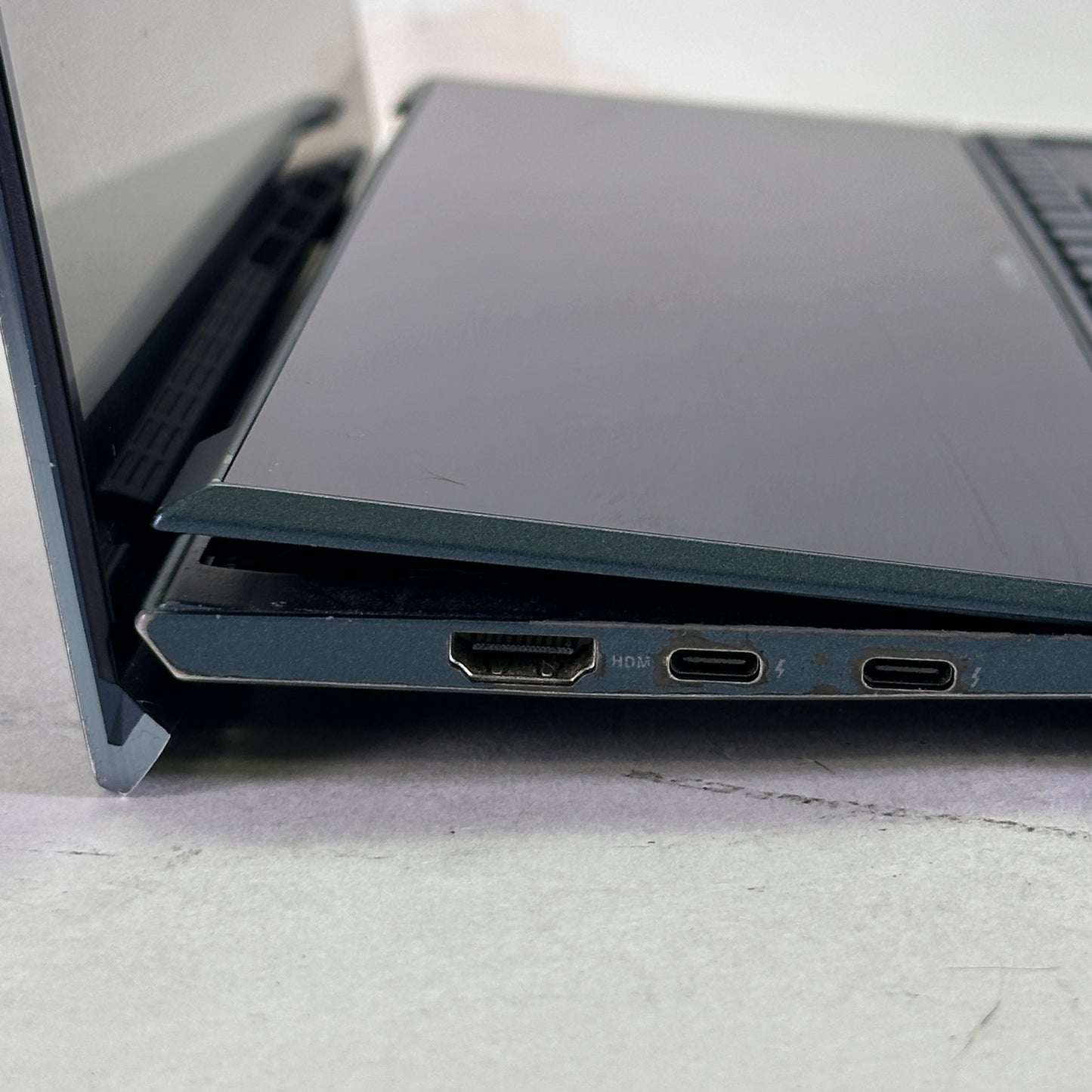 Asus Zenbook Duo 14 UX482E 14" i7-1165G7 4.7GHz 16GB RAM 1TB SSD