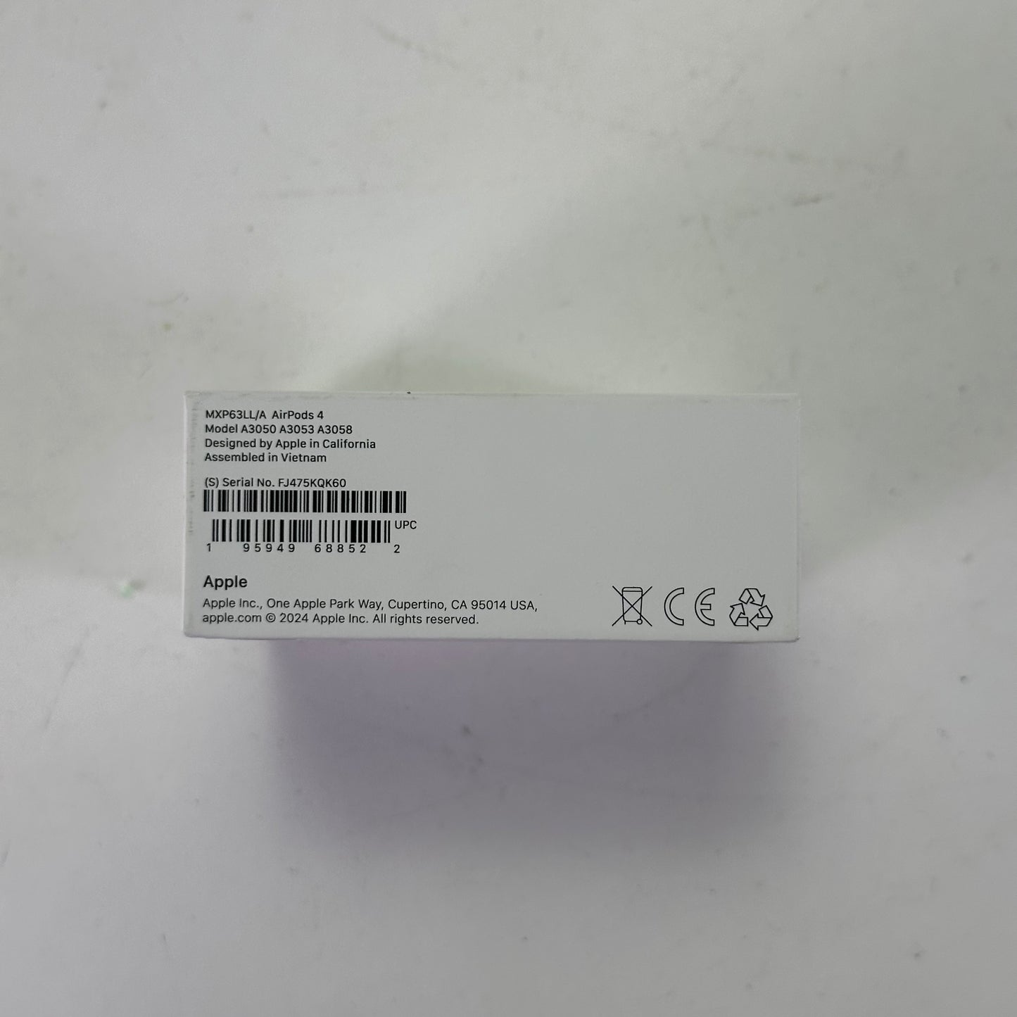 Apple AirPods 4 Complete FJ475KQK60